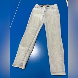 J Brand Pin Stripe Ankle Zip Jean. Size 26. Pristine Condition.